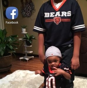 Meet your Posher, Derrick